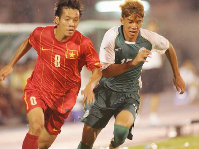 Văn Quyết dè chừng đội tuyển Campuchia