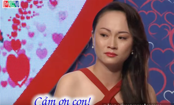 "Cô bán cơm và chú bảo vệ" khiến MC Cát Tường khóc nấc đã kết hôn - 2