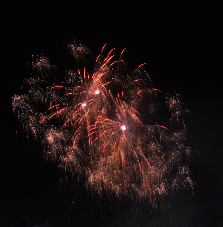 Pháo hoa rực sáng trên bầu trời Sài Gòn mừng Tết độc lập - 6