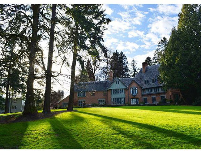 3. Đại học Lewis & Clark, Portland, Oregon