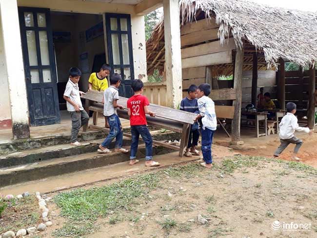Nhấn vào ảnh để phóng to Xót lòng nhìn những lớp học tạm bợ ở miền Tây xứ Thanh trước ngày khai giảng - 9