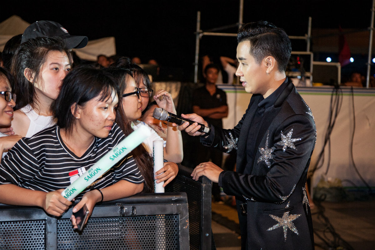 MC Nguyên Khang khiến Bảo Anh rơi nước mắt - 7