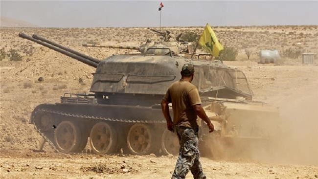 Đoàn xe IS 600 người 'phân đôi' dưới mưa bom của Mỹ - 2