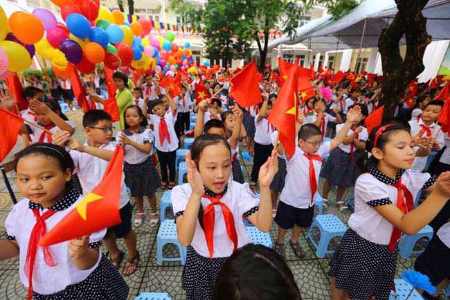 Những hình ảnh đầu tiên về lễ khai giảng năm học mới trên cả nước