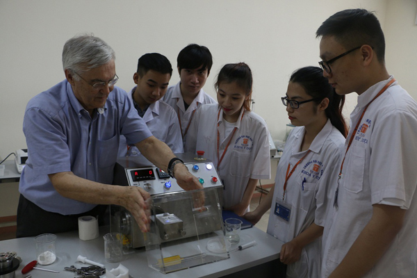 Trường Đại học Đại Nam dành học bổng trị giá hàng tỷ đồng cho sinh viên - 1