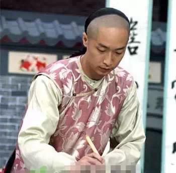 Phục trang nghèo nàn khó tin của phim TVB - 7