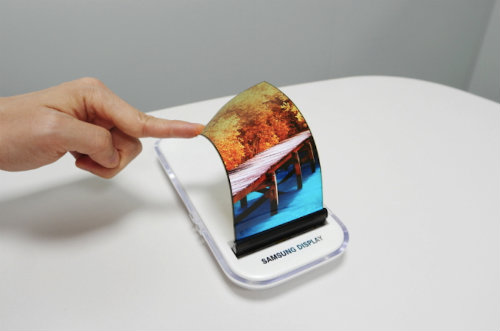 iPhone X sẽ đội giá lên 1.199 USD do mua OLED của Samsung? - 1