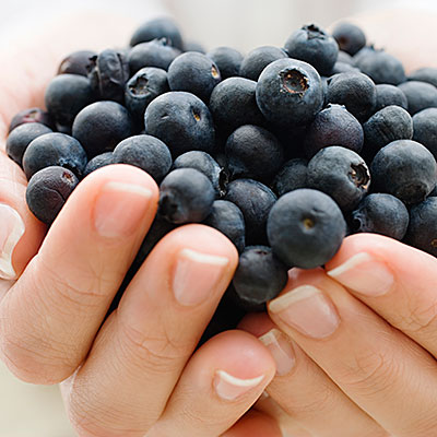 Top 10 thực phẩm “càng ăn uống càng trẻ ra” - 4