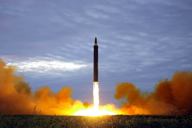 Triều Tiên sắp phóng tên lửa thế giới chưa từng thấy? - 1