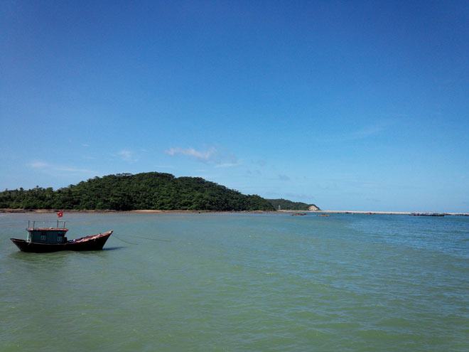 Kinh nghiệm du lịch Cô Tô tự túc 2 ngày "ngon-bổ-rẻ" - 4