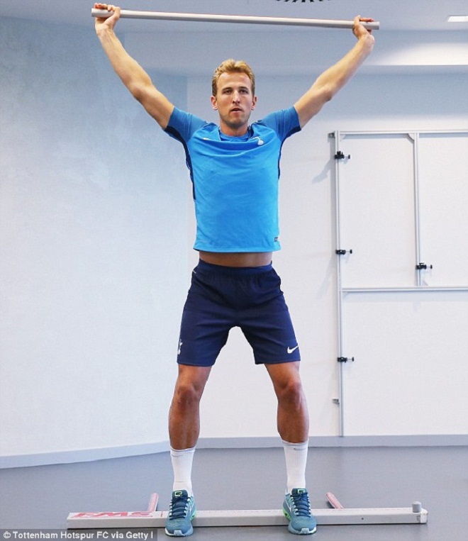 "Messi của Tottenham" tiết lộ bí quyết bùng nổ trên sân bóng - 3