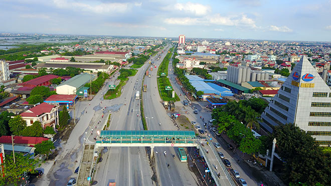 Cận cảnh quốc lộ 5 lún như ruộng bậc thang, đọng nước vẫn thu phí BOT - 5