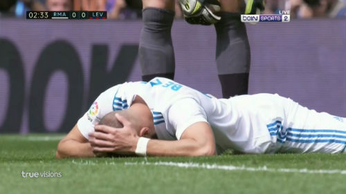 Chi tiết Real Madrid - Levante: Thẻ đỏ, cột dọc và sự tiếc nuối - 3