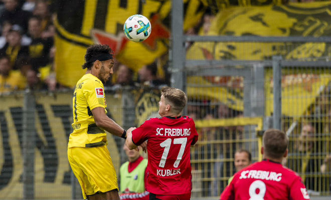Freiburg - Dortmund: 63 phút hơn người, sức ép ngàn cân - 1