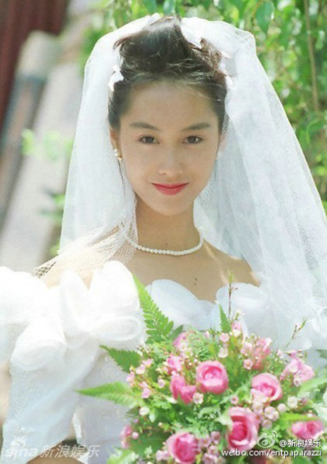 Nhiều tin đồn cho rằng sau khi yêu Huỳnh Quang Trung, Chu Ân đã thay đổi, trở thành gái ngoan và nói không với những cảnh "yêu".