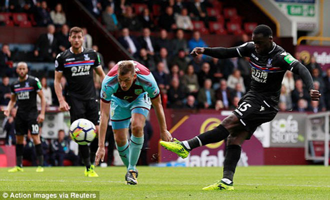 Burnley - Crystal Palace: Tinh quái chớp cơ hội, 3 điểm ngọt ngào - 1