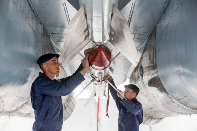 11 hình ảnh ấn tượng về chiến đấu cơ Su-30SM mới nhất của Nga - 4