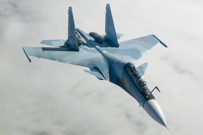 11 hình ảnh ấn tượng về chiến đấu cơ Su-30SM mới nhất của Nga - 9