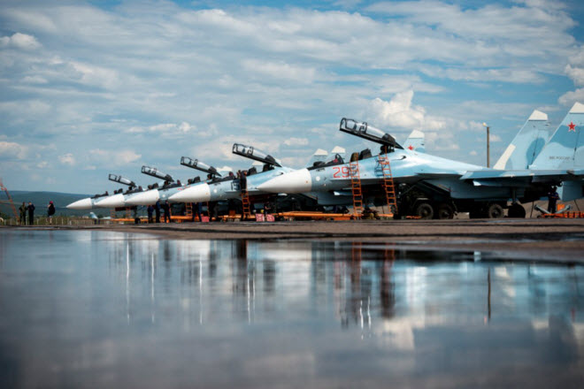 11 hình ảnh ấn tượng về chiến đấu cơ Su-30SM mới nhất của Nga - 11