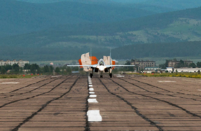 11 hình ảnh ấn tượng về chiến đấu cơ Su-30SM mới nhất của Nga - 10