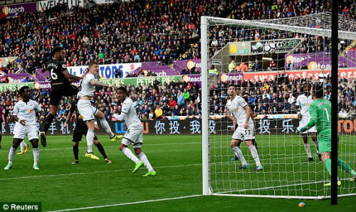 Chi tiết Swansea - Newcastle: Bất lực mất 3 điểm (KT) - 6