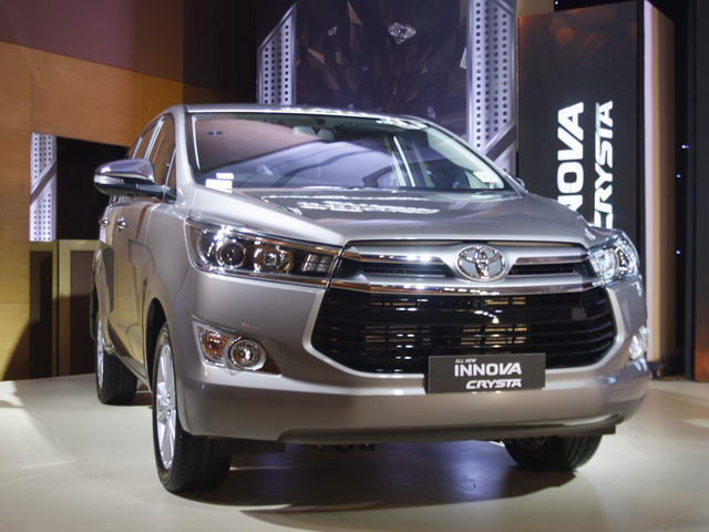Toyota Innova và Fortuner 2018 sắp ra mắt được nâng cấp những gì? - 1