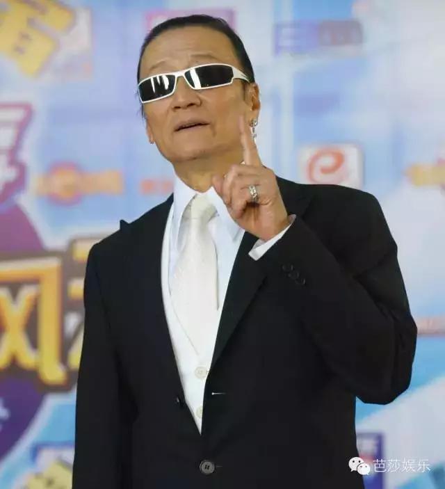 Ca sĩ "Người đến từ Triều Châu" hẹn hò gái trẻ kém 43 tuổi "chưa là gì" với nhiều sao - 3