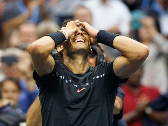 Nadal lên đỉnh US Open, hàng loạt SAO tennis “ngả mũ”