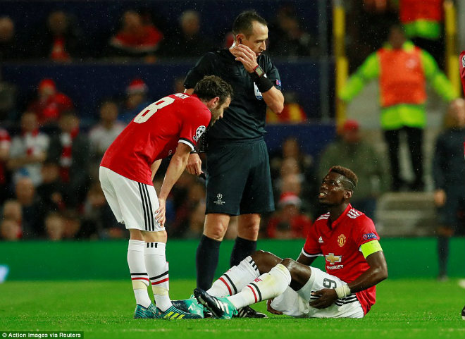 MU đại thắng Basel: Song tấu &#34;thiết đầu công&#34;, nổ tung Old Trafford - 2