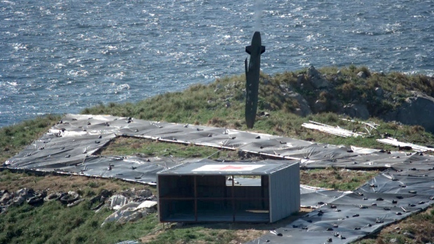 Chiến đấu cơ HQ lần đầu phóng tên lửa hành trình dọa Triều Tiên - 2