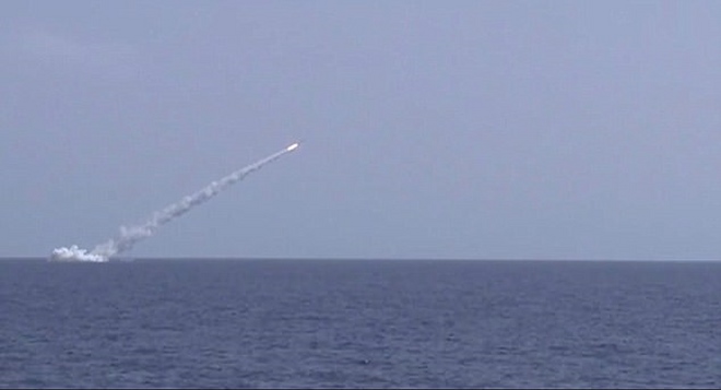Nga nã dồn dập 7 tên lửa hành trình “hóa kiếp” IS - 1