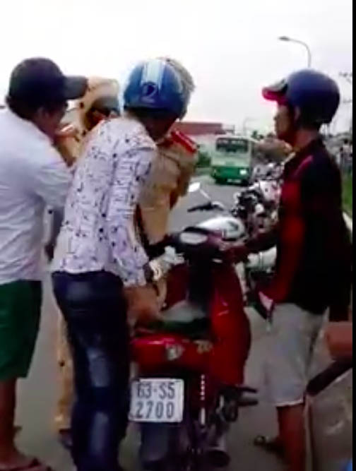 Nóng 24h qua: Thông tin về 2 tử tù trốn trại xuất hiện ở nhiều nơi - 3