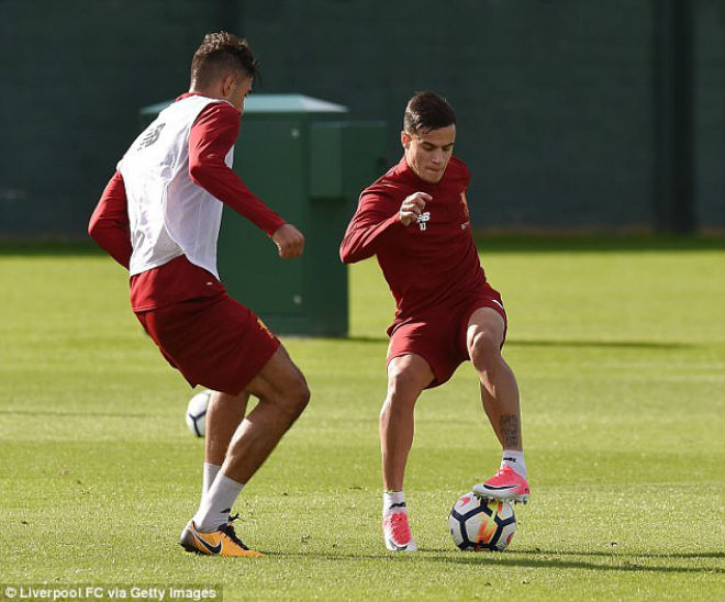 Chi tiết Liverpool - Burnley: 3 mét đá trúng xà ngang (KT) - 10