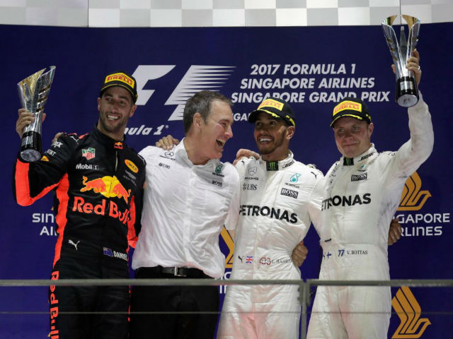 Tin HOT thể thao 18/9: Hamilton tự tin đánh bại Vettel, vô địch F1 năm 2017