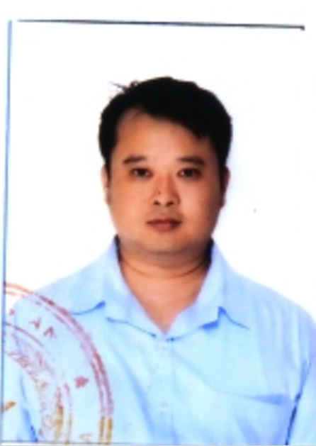 Nguyên nữ giám đốc ngân hàng xinh đẹp bị truy nã - 2