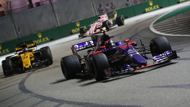 Đua xe F1, Singapore GP: “Ngựa chiến” tự sát, “Mũi tên bạc&#34; chạm vinh quang - 5