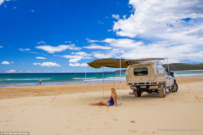 Vợ chồng trẻ bán hết tài sản để đưa 2 con đi du lịch - 11