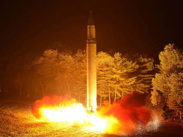 Nhiên liệu ”nọc độc của quỷ” giúp Triều Tiên phóng tên lửa đến Mỹ?