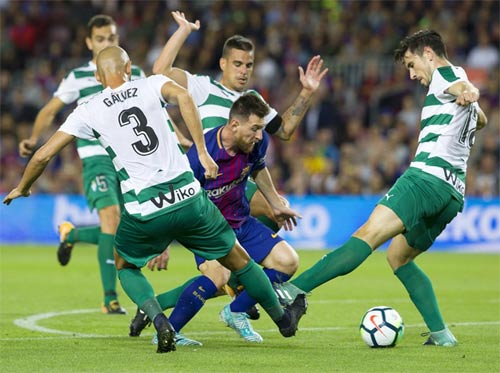 Chi tiết Barcelona - Eibar: Đánh tennis, Messi lập poker (KT) - 9