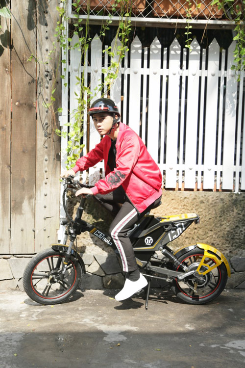 Teen với văn hóa giao thông khi đi xe đạp điện - 3