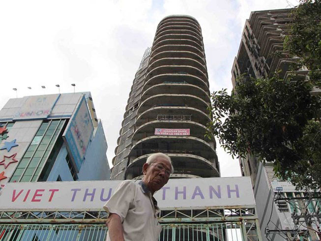 Nhộn nhịp ‘chợ’ đặc biệt mua bán tài sản bảo đảm - 1