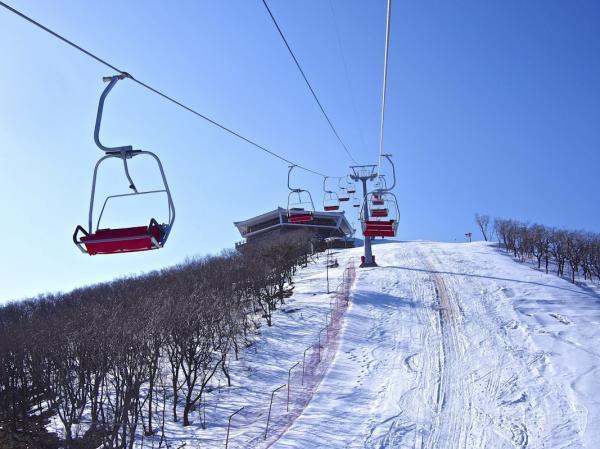 Lộ diện khu trượt tuyết tuyệt đẹp ở Triều Tiên - 1