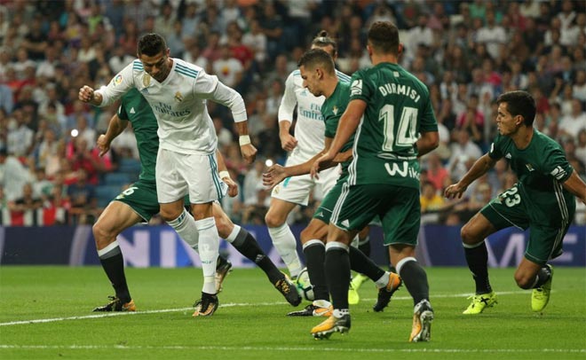 Real Madrid - Real Betis: Quy luật nghiệt ngã, nhận đòn kết liễu - 1
