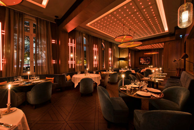 Biến ở PSG: Neymar hòa giải vẫn xui bán Cavani cho Real - 3