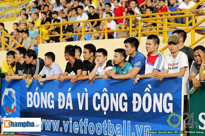 Bóng đá phủi Hà Nội lên đời, hứa hẹn tiếp tục “rực lửa” - 4