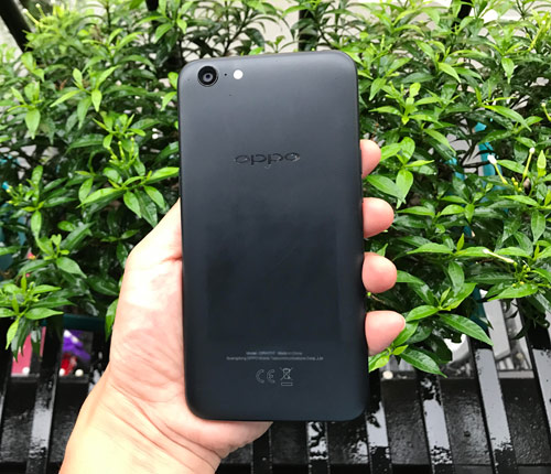 Đánh giá Oppo A71: Smartphone giá rẻ, pin bền - 5