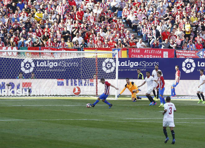 Atletico Madrid - Sevilla: Hiệp 2 tưng bừng, siêu sao kết liễu - 1