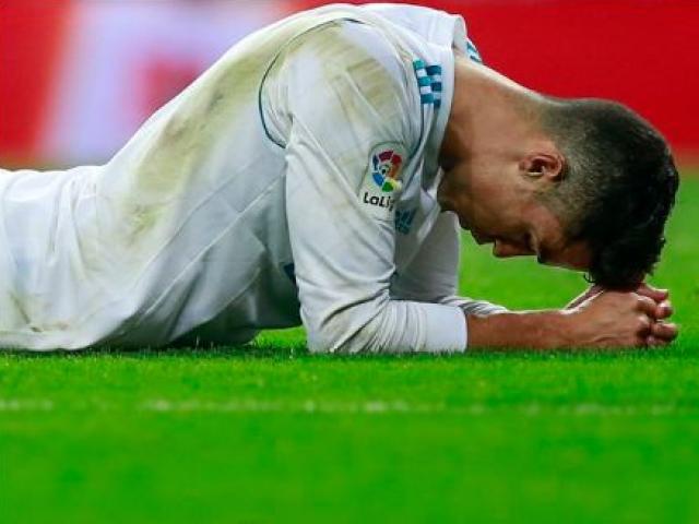 Ronaldo ở Real: Sút 18 ăn 0 quên cách ghi bàn, phải giở “trò bẩn”
