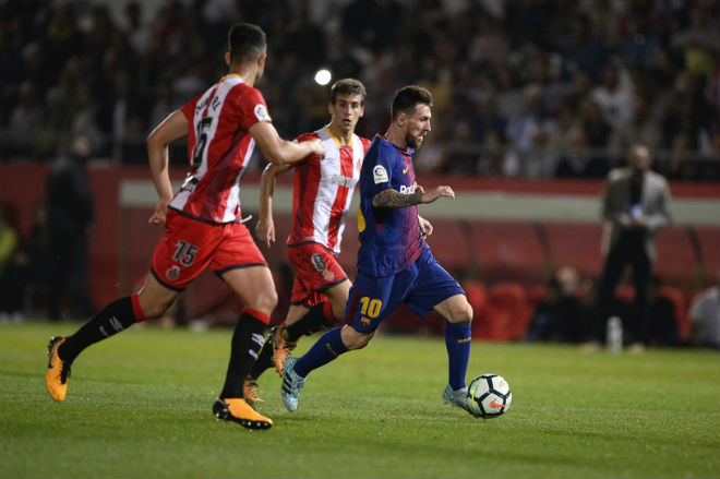 Tiêu điểm vòng 6 La Liga: Barca xây kỉ lục, Messi - Ronaldo hóa “vô hình” - 1