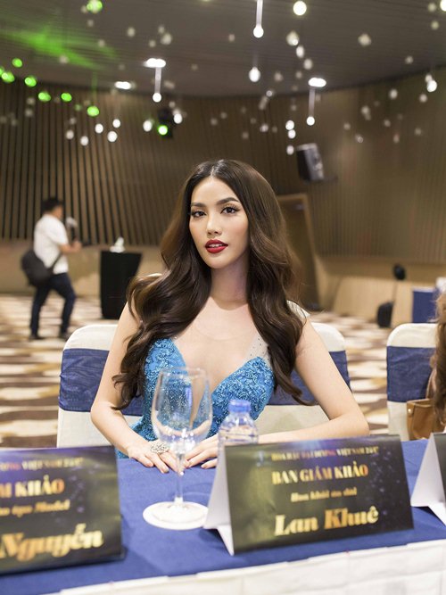 Diễm Hương trở lại, đẹp áp đảo thí sinh ở bán kết Hoa hậu Đại dương 2017 - 5